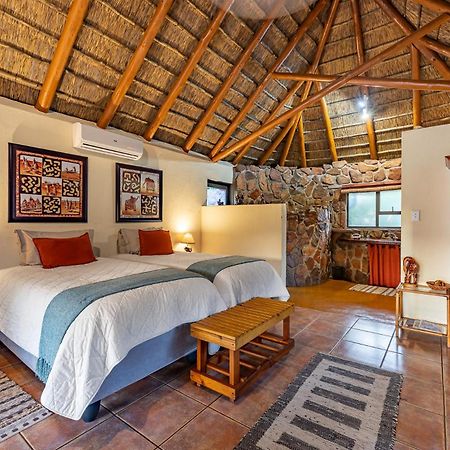 Iketla Lodge Ohrigstad エクステリア 写真