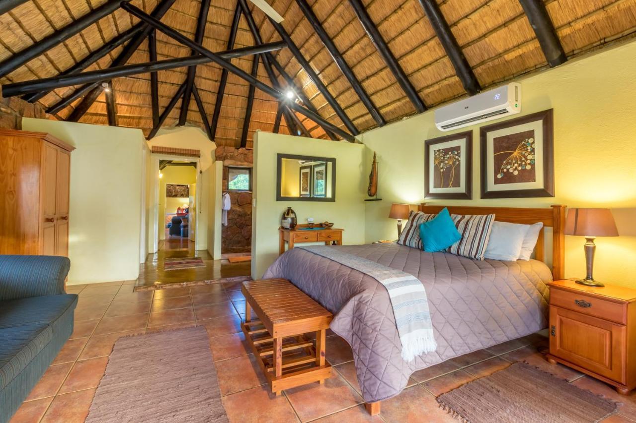 Iketla Lodge Ohrigstad エクステリア 写真